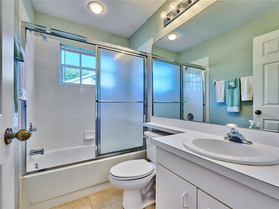 En Venta: $160,000 (3 camas, 2 baños, 1208 Pies cuadrados)