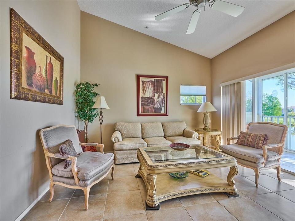 En Venta: $160,000 (3 camas, 2 baños, 1208 Pies cuadrados)