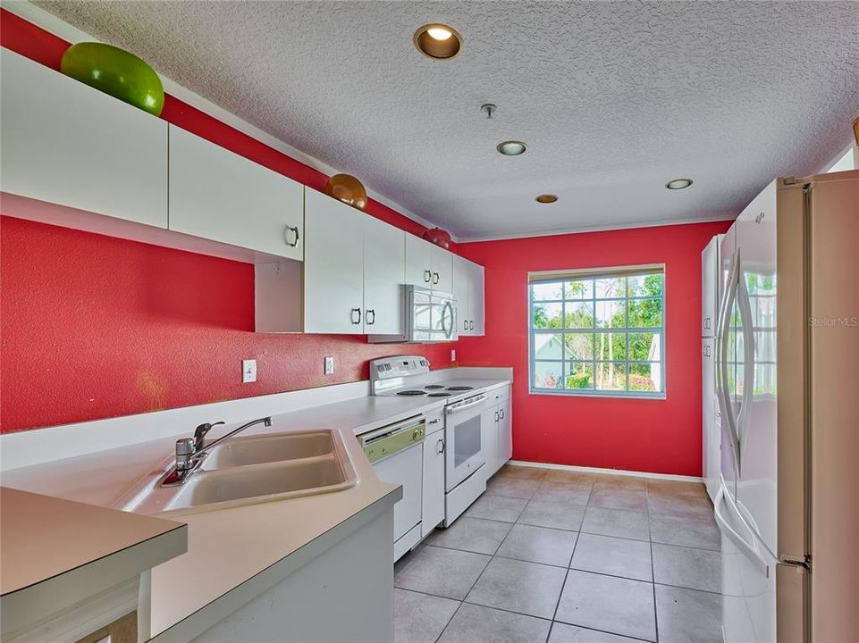 En Venta: $160,000 (3 camas, 2 baños, 1208 Pies cuadrados)