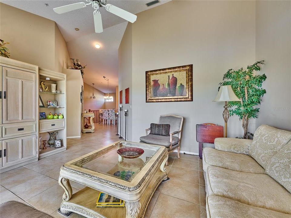 En Venta: $160,000 (3 camas, 2 baños, 1208 Pies cuadrados)