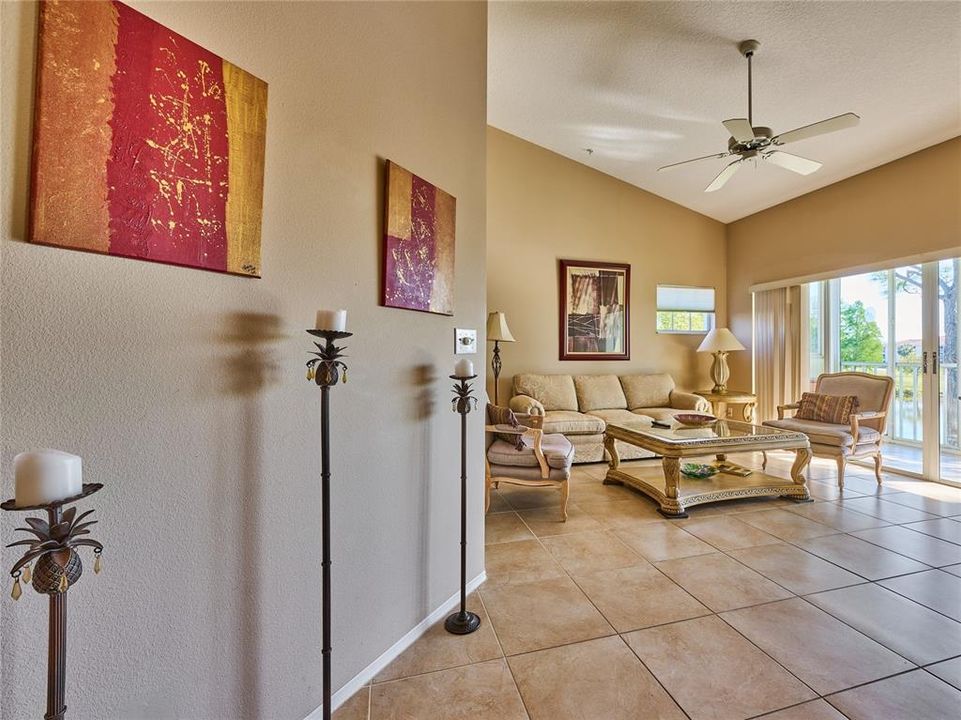 En Venta: $160,000 (3 camas, 2 baños, 1208 Pies cuadrados)