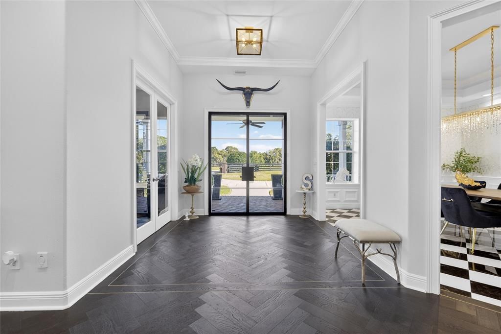 En Venta: $2,950,000 (5 camas, 5 baños, 10717 Pies cuadrados)
