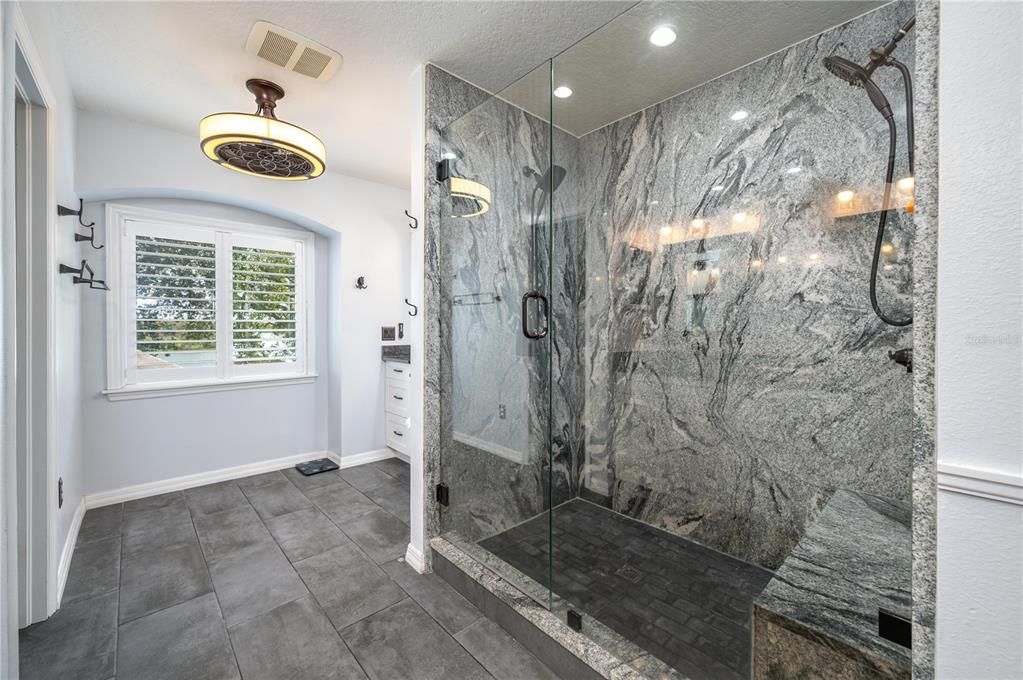 Active With Contract: $3,600 (4 beds, 2 baths, 2578 Square Feet)