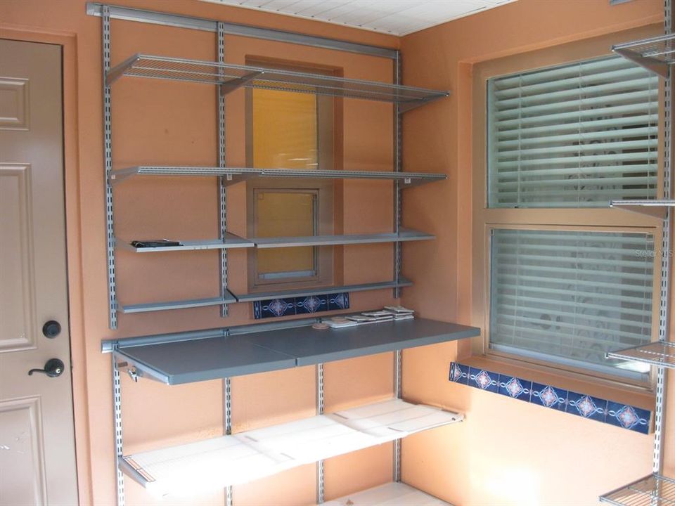 Active With Contract: $2,700 (2 beds, 2 baths, 1235 Square Feet)