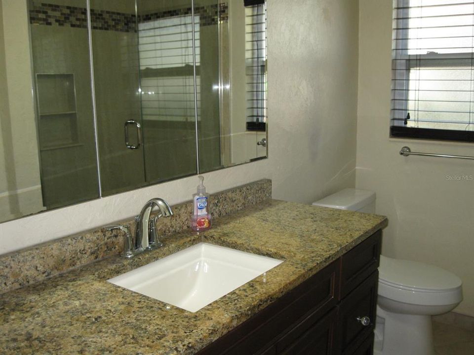 Active With Contract: $2,700 (2 beds, 2 baths, 1235 Square Feet)