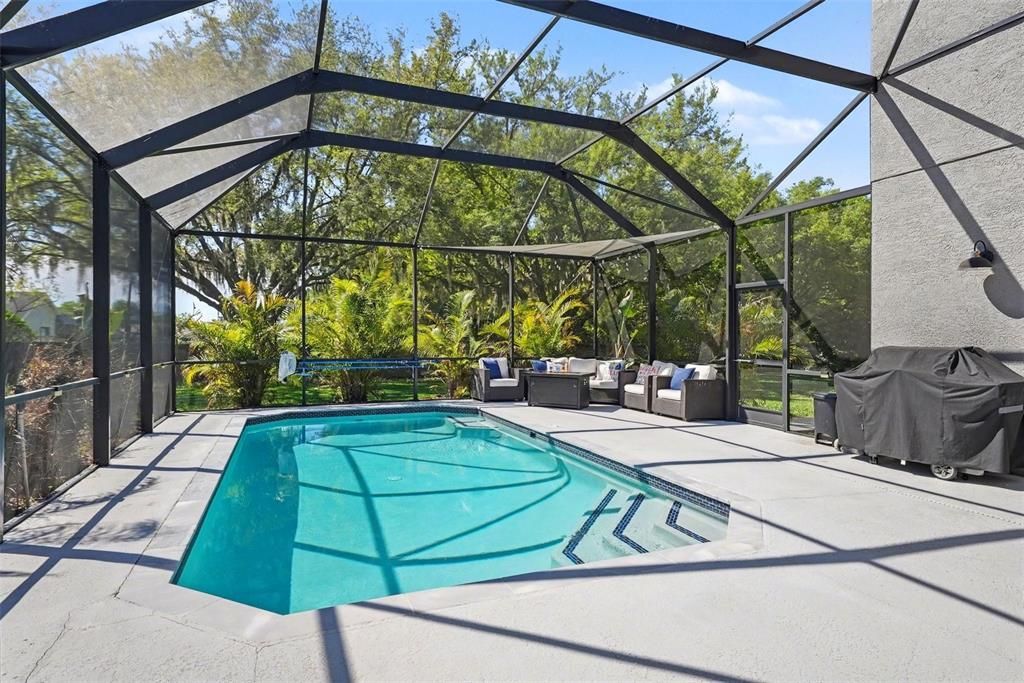 Activo con contrato: $839,900 (4 camas, 3 baños, 3429 Pies cuadrados)