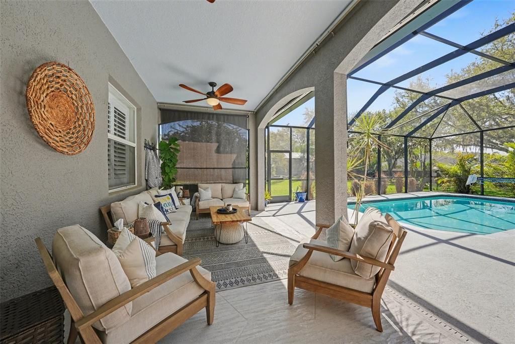 Activo con contrato: $839,900 (4 camas, 3 baños, 3429 Pies cuadrados)