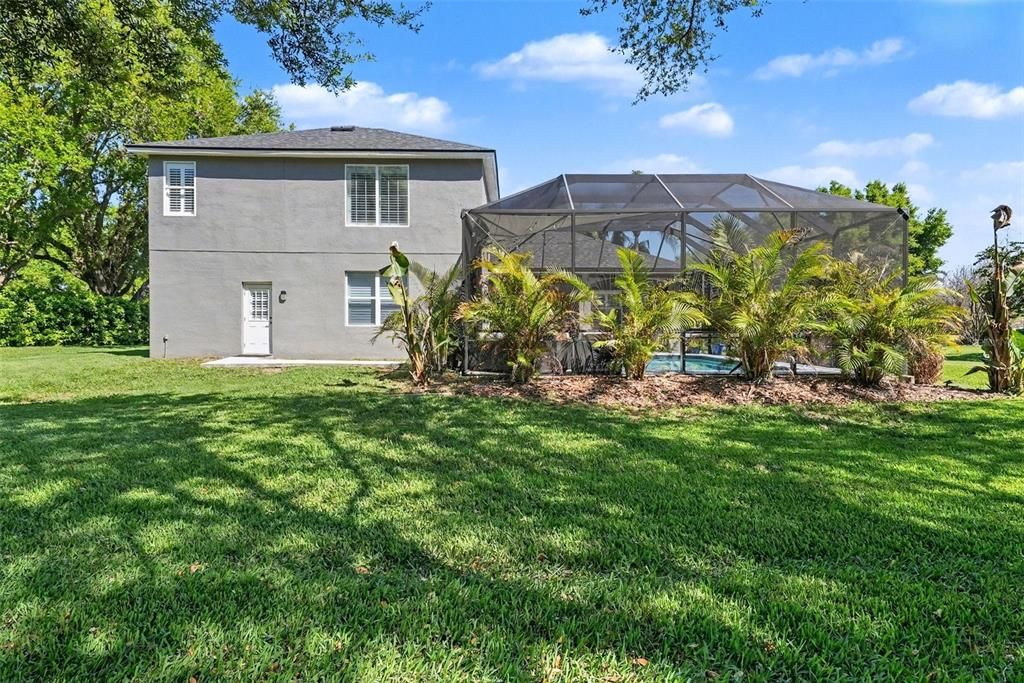 Activo con contrato: $839,900 (4 camas, 3 baños, 3429 Pies cuadrados)