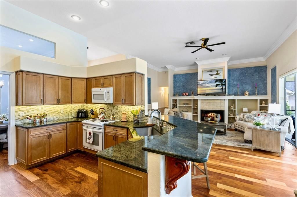 Active With Contract: $689,900 (4 beds, 3 baths, 2641 Square Feet)