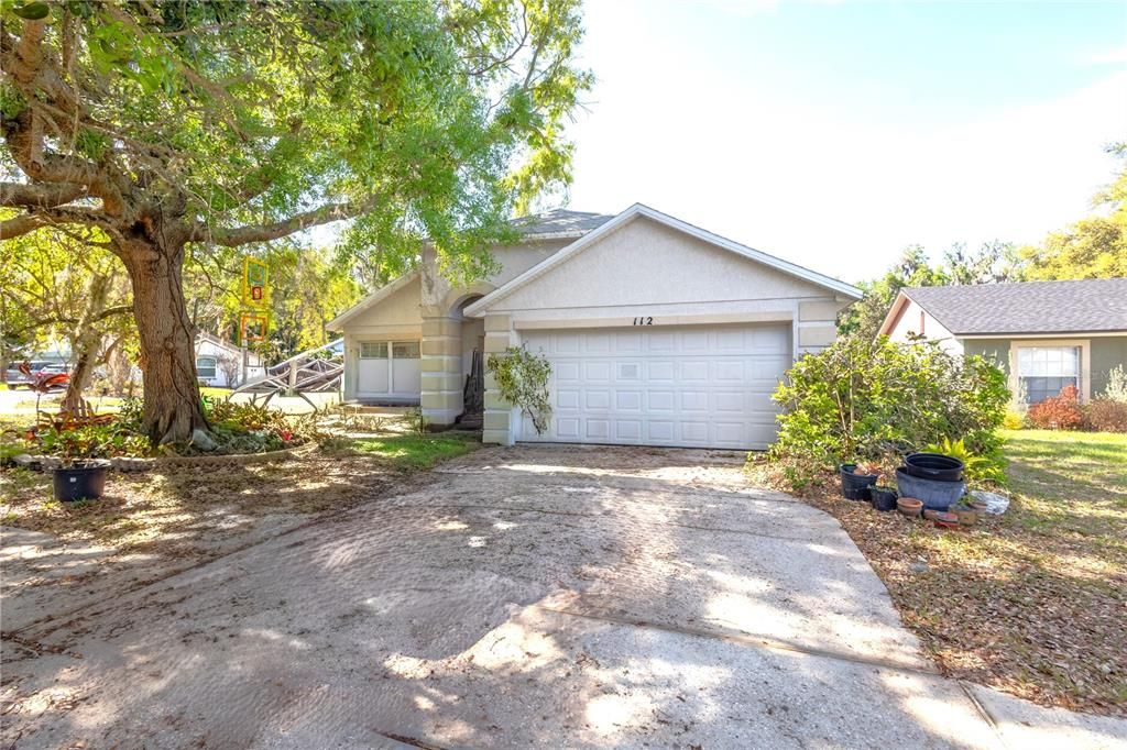 Vendido Recientemente: $309,900 (3 camas, 2 baños, 1377 Pies cuadrados)
