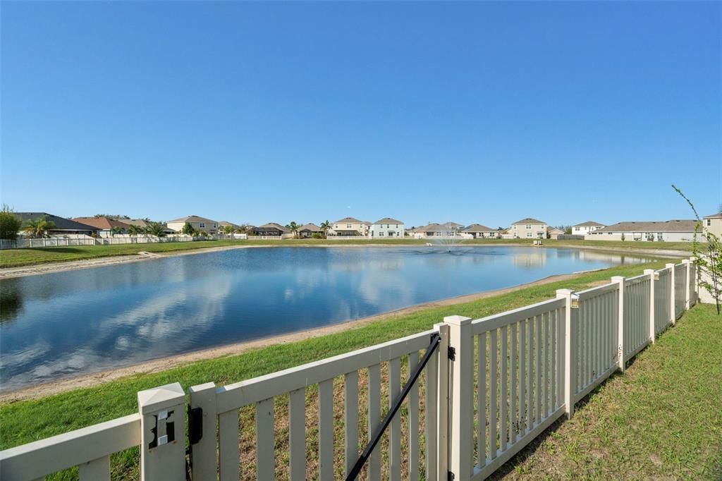 For Sale: $320,000 (3 beds, 2 baths, 1676 Square Feet)