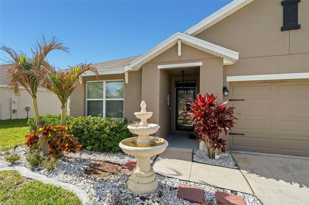 For Sale: $320,000 (3 beds, 2 baths, 1676 Square Feet)