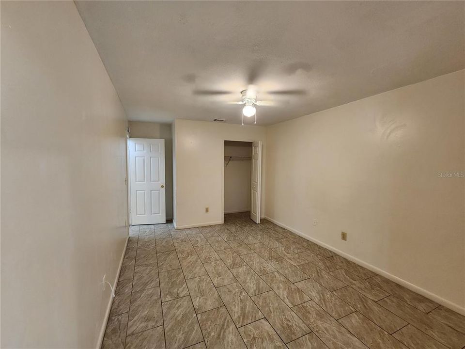 For Rent: $1,550 (3 beds, 2 baths, 880 Square Feet)