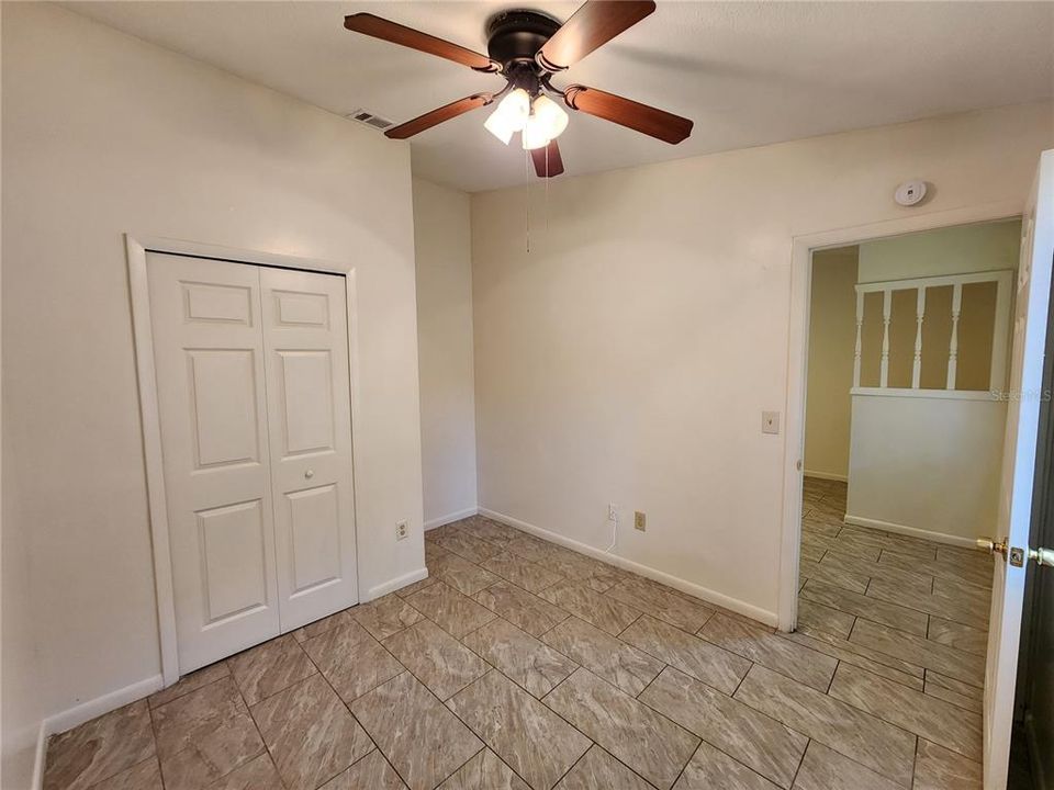 For Rent: $1,550 (3 beds, 2 baths, 880 Square Feet)