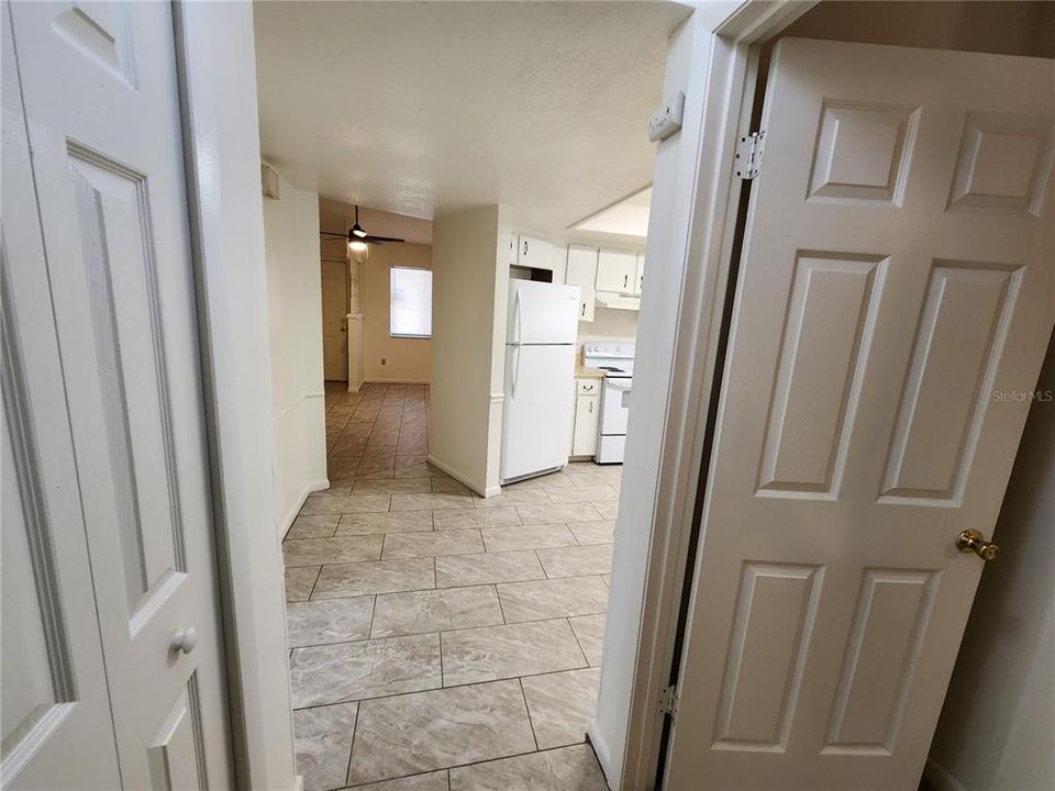 For Rent: $1,550 (3 beds, 2 baths, 880 Square Feet)