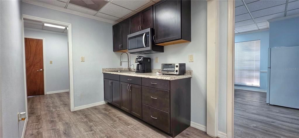 En Venta: $250,000 (0 camas, 0 baños, 1050 Pies cuadrados)