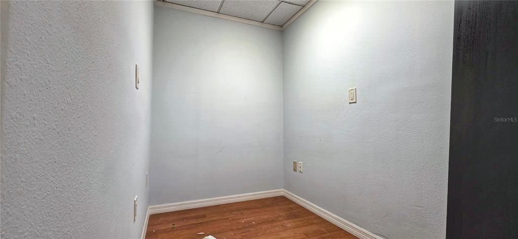 En Venta: $250,000 (0 camas, 0 baños, 1050 Pies cuadrados)