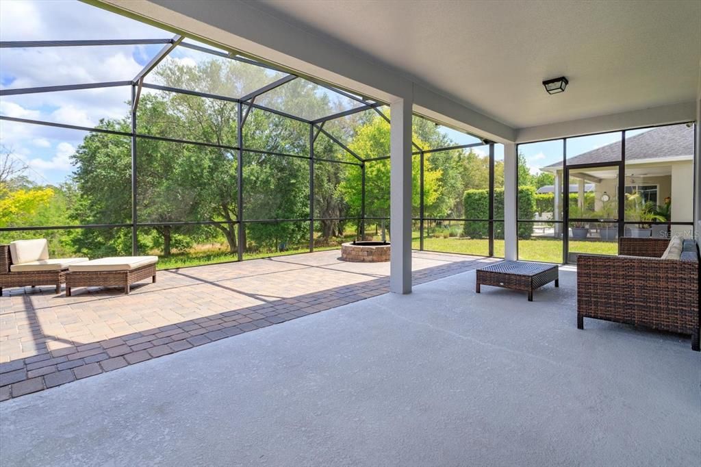 Active With Contract: $850,000 (5 beds, 4 baths, 3793 Square Feet)