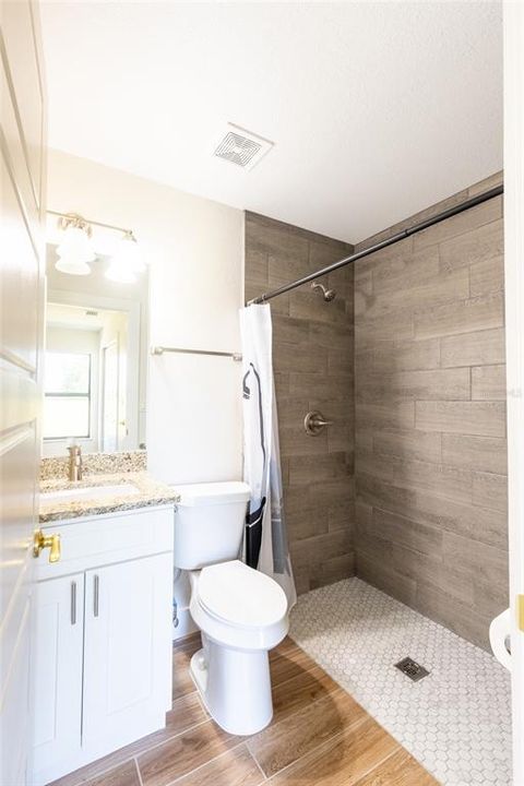 На продажу: $447,000 (4 спален, 0 ванн, 1968 Квадратных фут)