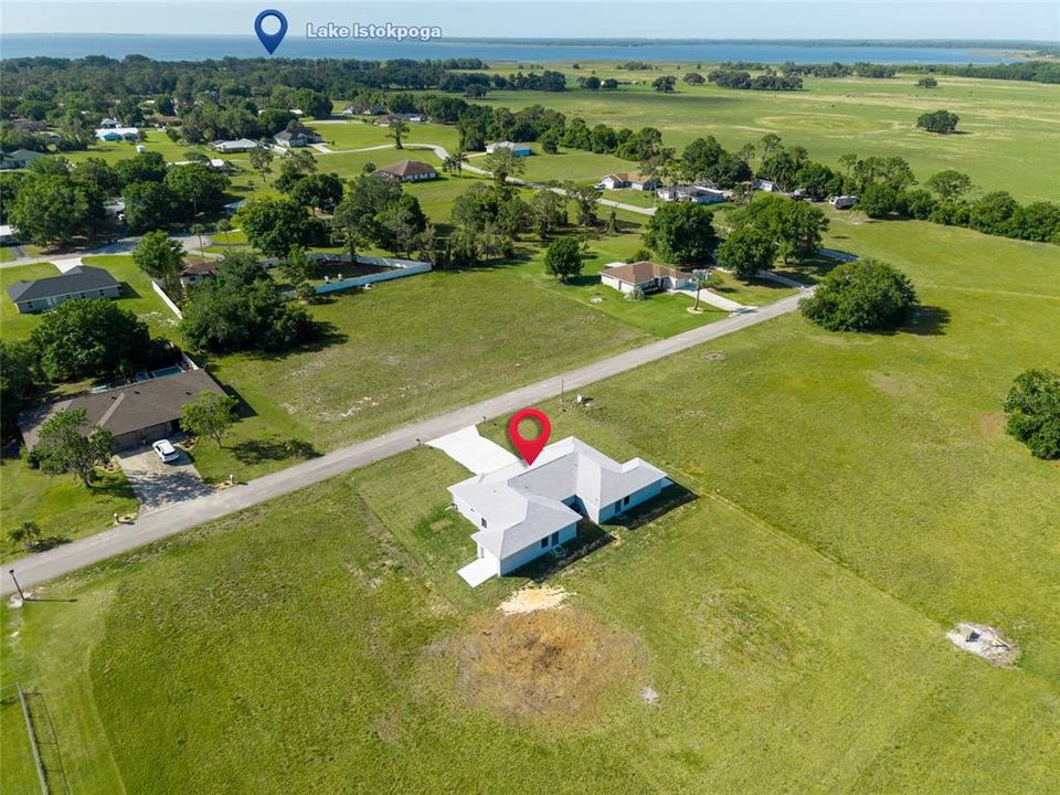 На продажу: $447,000 (4 спален, 0 ванн, 1968 Квадратных фут)