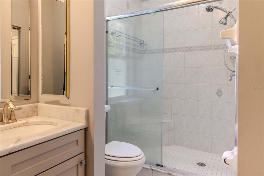 For Sale: $479,900 (3 beds, 2 baths, 1364 Square Feet)