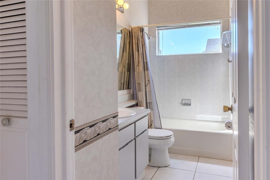 For Sale: $479,900 (3 beds, 2 baths, 1364 Square Feet)