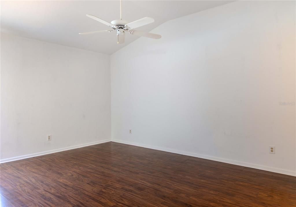 For Sale: $479,900 (3 beds, 2 baths, 1364 Square Feet)
