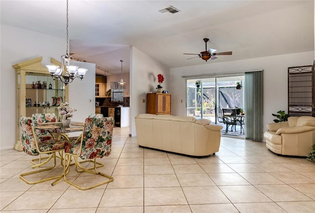 For Sale: $479,900 (3 beds, 2 baths, 1364 Square Feet)