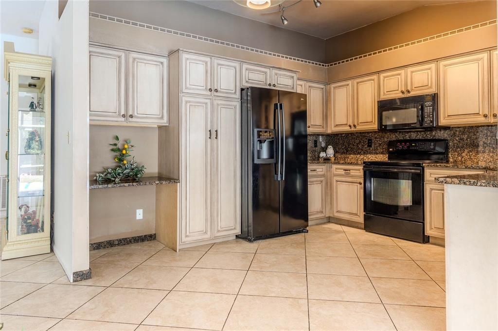 For Sale: $479,900 (3 beds, 2 baths, 1364 Square Feet)