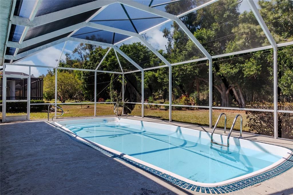 For Sale: $479,900 (3 beds, 2 baths, 1364 Square Feet)