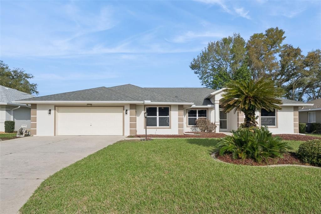 For Sale: $424,900 (3 beds, 2 baths, 2402 Square Feet)