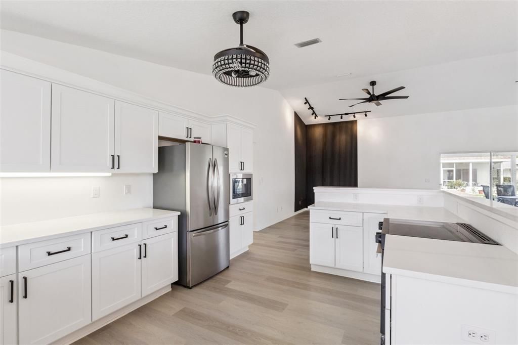 For Sale: $424,900 (3 beds, 2 baths, 2402 Square Feet)