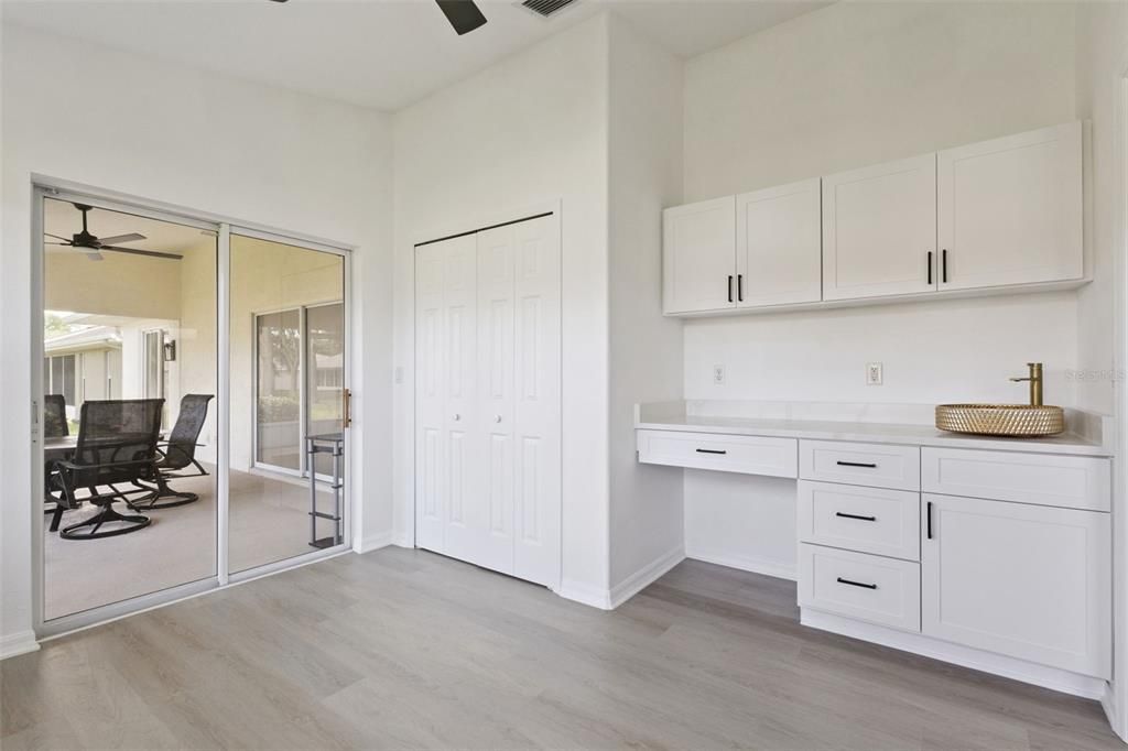 For Sale: $424,900 (3 beds, 2 baths, 2402 Square Feet)