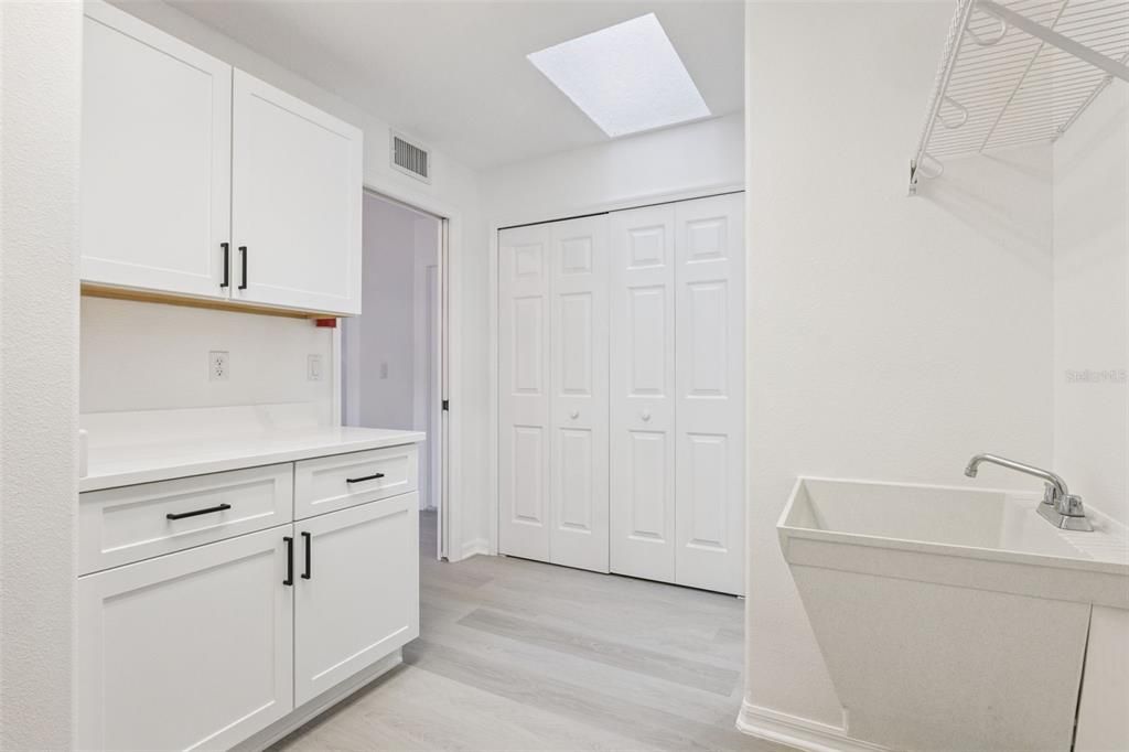 For Sale: $424,900 (3 beds, 2 baths, 2402 Square Feet)