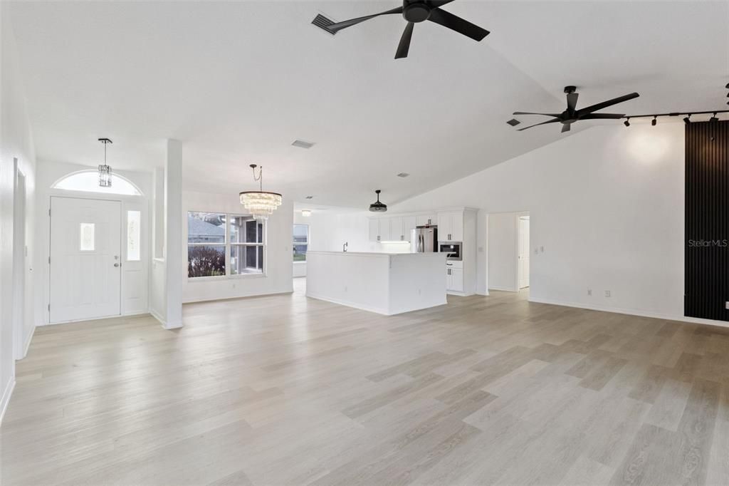 For Sale: $424,900 (3 beds, 2 baths, 2402 Square Feet)