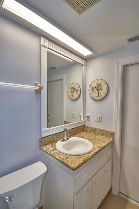 Activo con contrato: $545,000 (4 camas, 3 baños, 3434 Pies cuadrados)