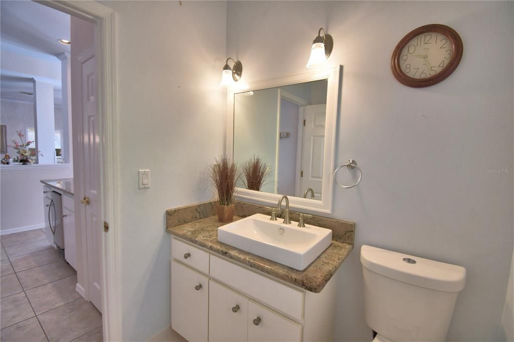 Activo con contrato: $545,000 (4 camas, 3 baños, 3434 Pies cuadrados)
