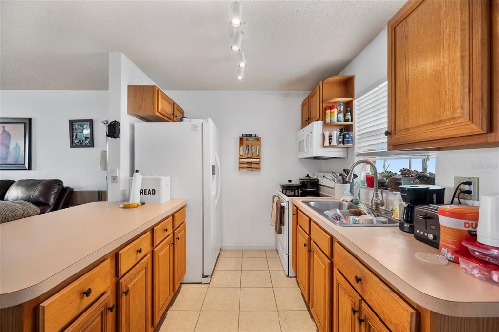 Activo con contrato: $125,000 (2 camas, 2 baños, 858 Pies cuadrados)
