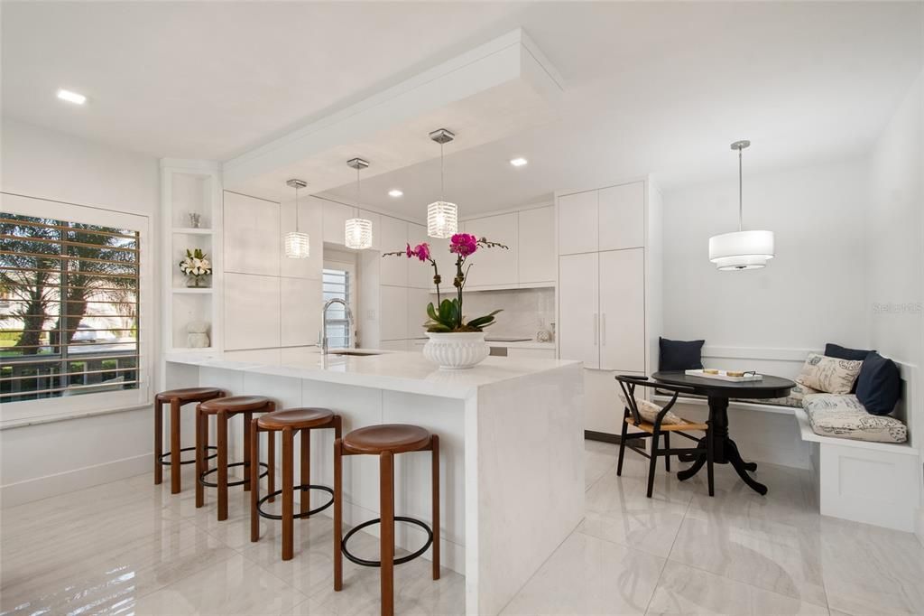 En Venta: $469,900 (2 camas, 2 baños, 816 Pies cuadrados)
