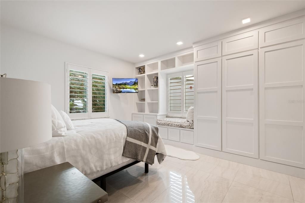 En Venta: $469,900 (2 camas, 2 baños, 816 Pies cuadrados)