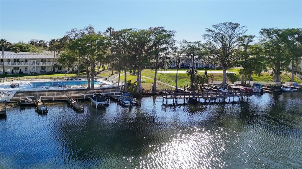En Venta: $469,900 (2 camas, 2 baños, 816 Pies cuadrados)