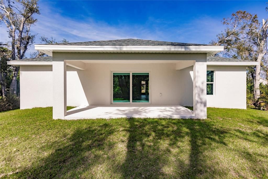 Activo con contrato: $284,000 (4 camas, 2 baños, 1556 Pies cuadrados)