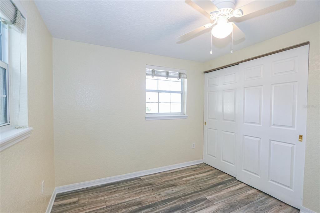 出租: $2,100 (2 贝兹, 1 浴室, 609 平方英尺)