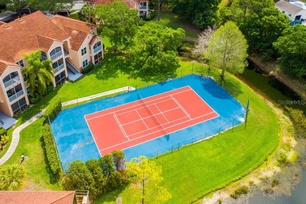 Active With Contract: $1,400 (1 beds, 1 baths, 661 Square Feet)