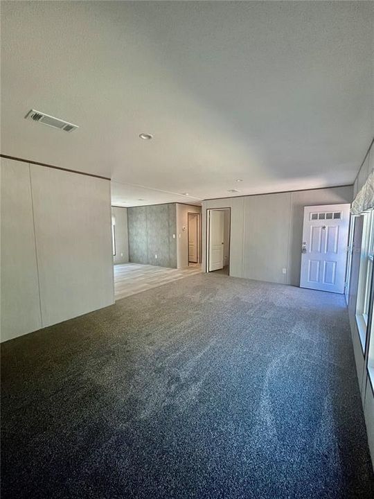 На продажу: $225,000 (3 спален, 2 ванн, 1352 Квадратных фут)