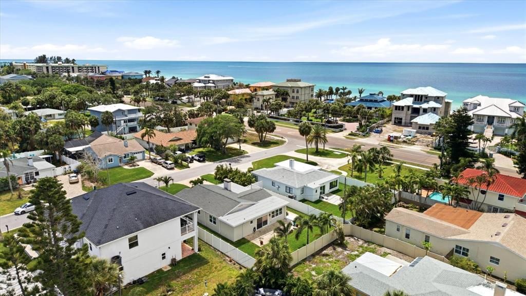 For Sale: $725,000 (2 beds, 2 baths, 1698 Square Feet)
