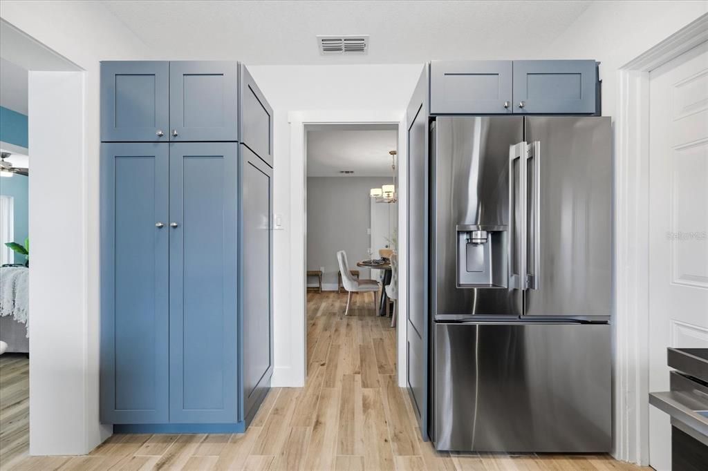 For Sale: $725,000 (2 beds, 2 baths, 1698 Square Feet)