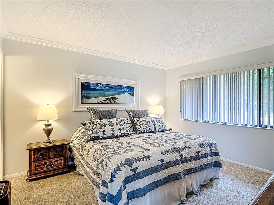 На продажу: $139,900 (2 спален, 2 ванн, 1144 Квадратных фут)