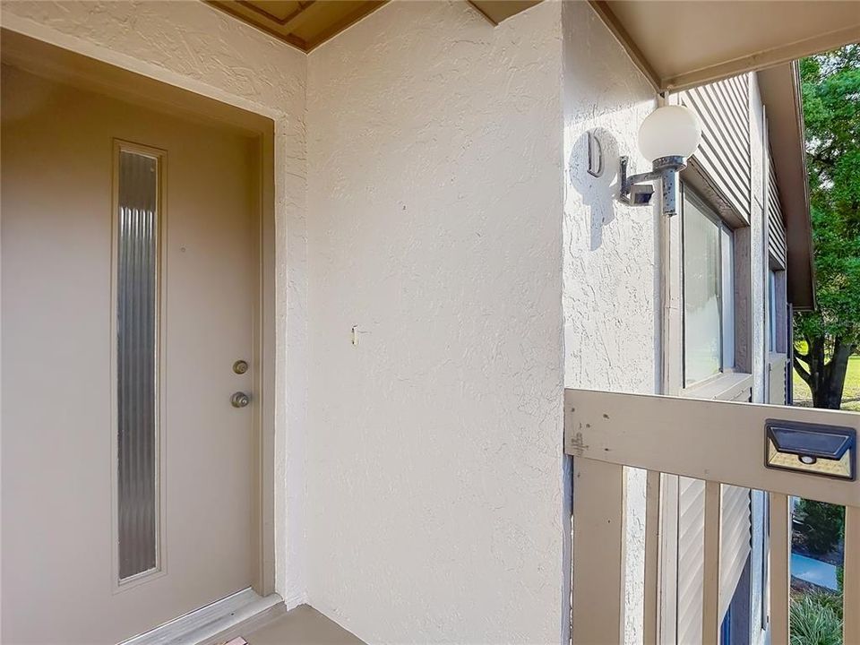 На продажу: $139,900 (2 спален, 2 ванн, 1144 Квадратных фут)