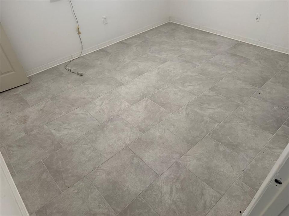 For Rent: $1,550 (3 beds, 2 baths, 1264 Square Feet)